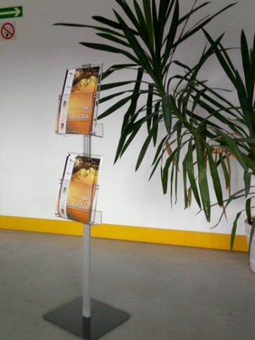 Stojak na ulotki + 2 kieszenie A4 kaskadowo  Art 359a